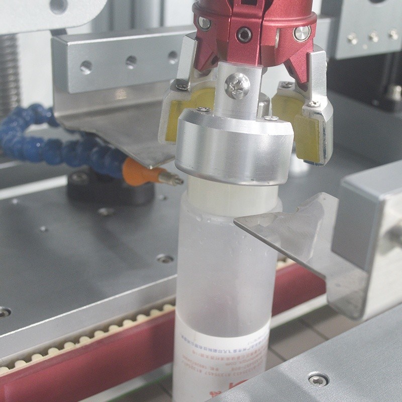 Μηχανή κάλυψης μονής κεφαλής με ταχύτητα με προσαρμόσιμο μέγεθος κεφαλής και ελεγχόμενη ροπή