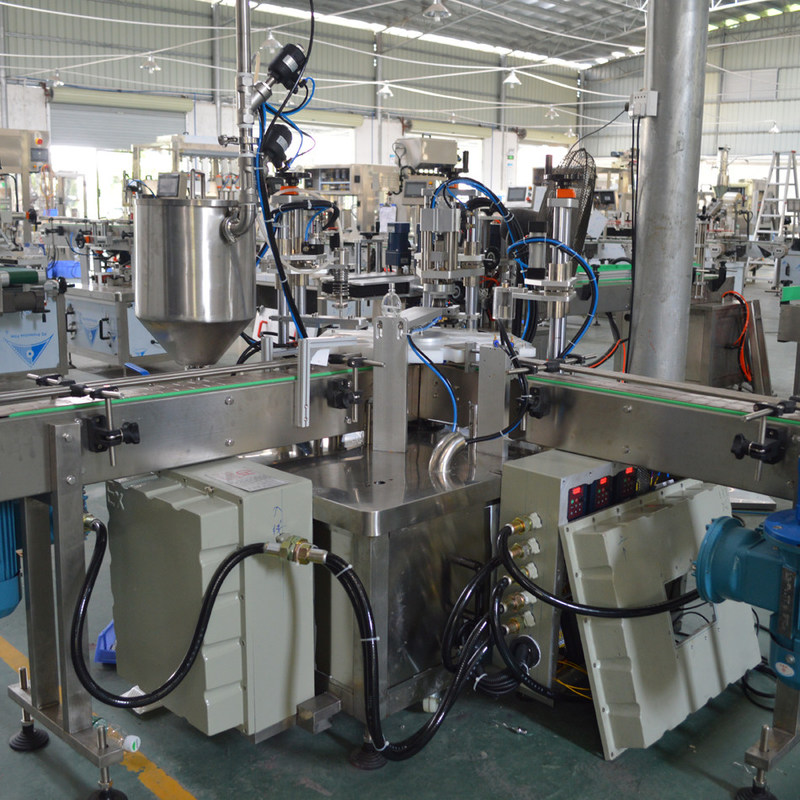 Ηλεκτρονική μηχανή συμπλήρωσης μπουκαλιών καλλυντικών αρωμάτων για την παραγωγή τροφίμων και ποτών