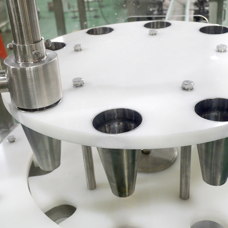 320 KG Κεντρικά εξαρτήματα PLC εξοπλισμός πλήρωσης φιαλών σκόνης για αυτόματη παραγωγή